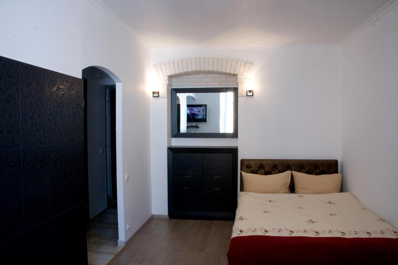 Apartment On Staroievreiska Lviv Dış mekan fotoğraf
