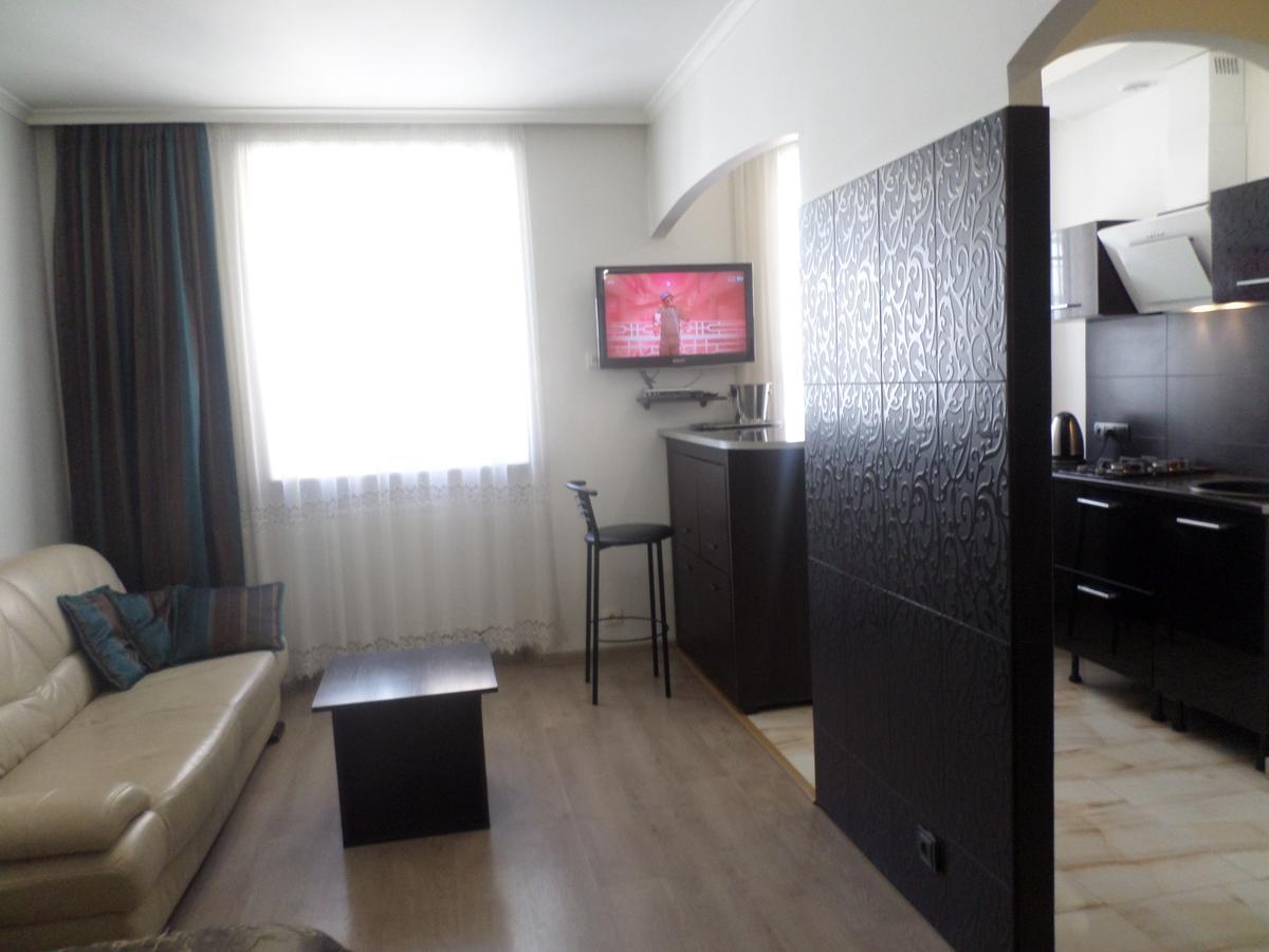 Apartment On Staroievreiska Lviv Dış mekan fotoğraf