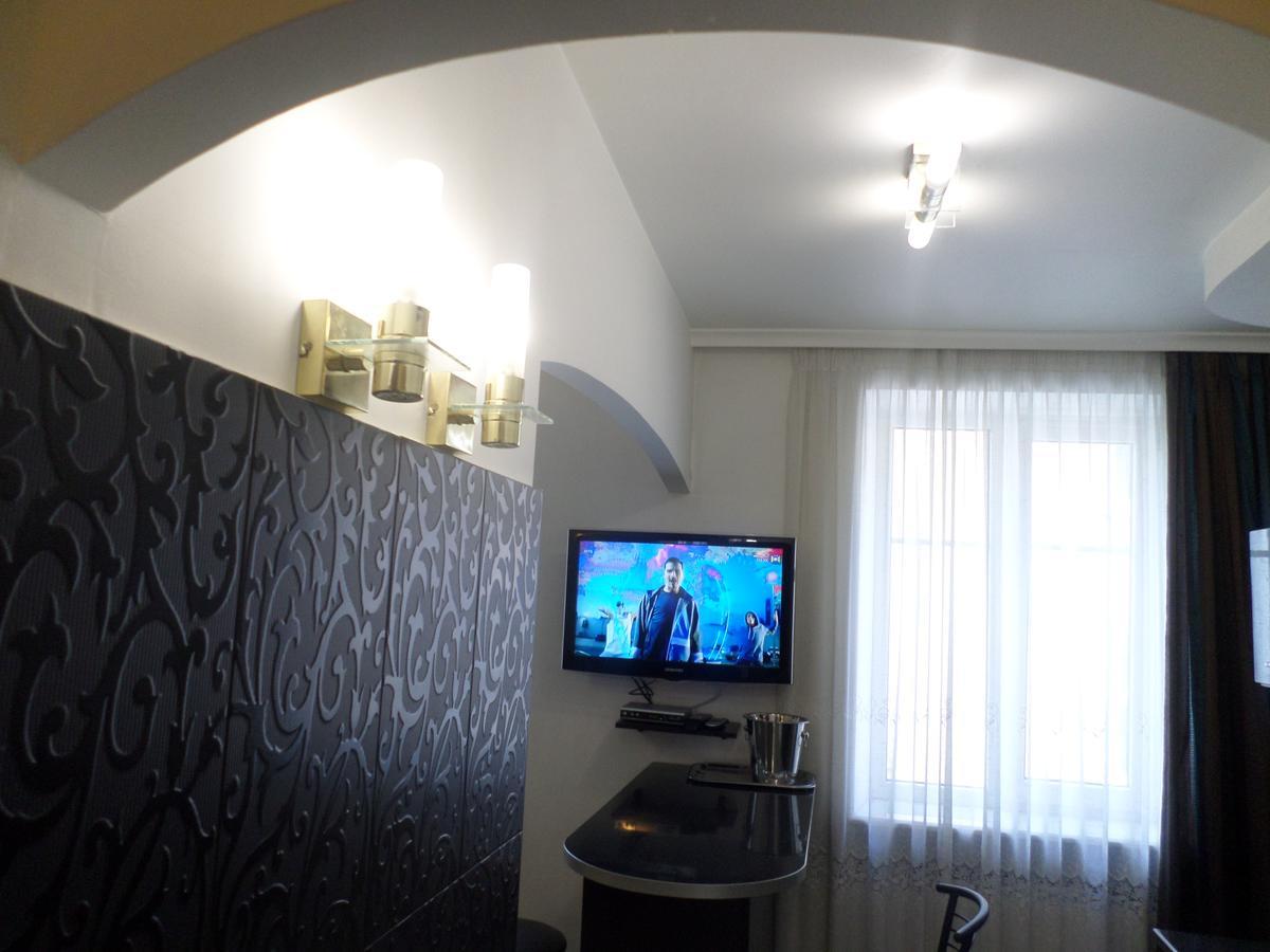 Apartment On Staroievreiska Lviv Dış mekan fotoğraf